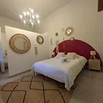 Château Sainte Colombe Alojamento de Acomodação e Pequeno-almoço 3*