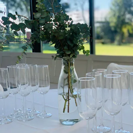 Nocleg ze śniadaniem Chateau Sainte Colombe - 3*