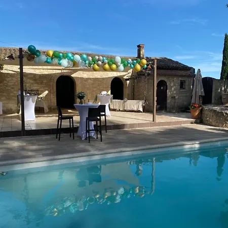 Chateau Sainte Colombe - Frühstückspension 3*