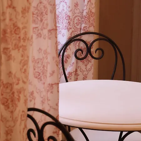 Chateau Sainte Colombe - 3* Saint-Geniès-des-Mourgues