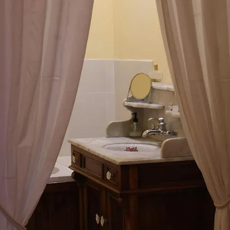 Chateau Sainte Colombe - 3*