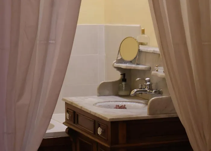 Chateau Sainte Colombe - 3*